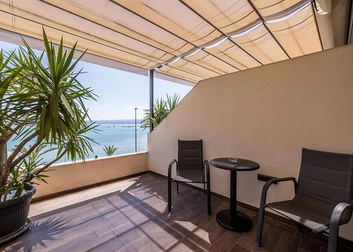 Casa de hóspedes Sea View Luxury Seven Of Nine