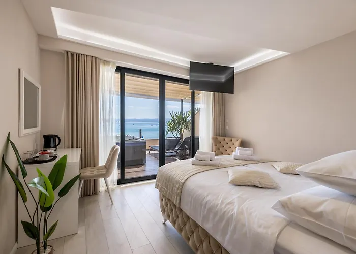 Sea View Luxury Seven Of Nine