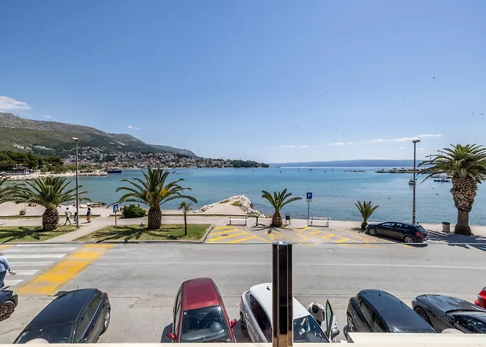 Casa de hóspedes Sea View Luxury Seven Of Nine 4*