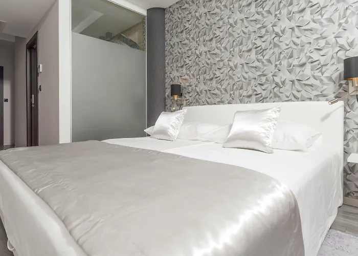 Sea View Luxury Seven Of Nine