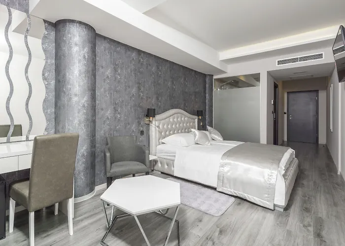 Sea View Luxury Seven Of Nine 4*