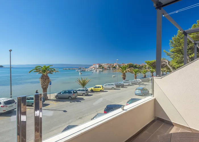 Casa de hóspedes Sea View Luxury Seven Of Nine Split