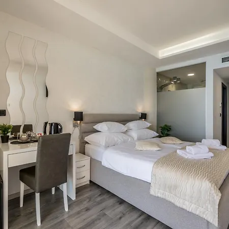 Sea View Luxury Seven Of Nine Гостевой дом