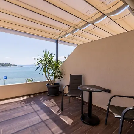 Sea View Luxury Seven Of Nine