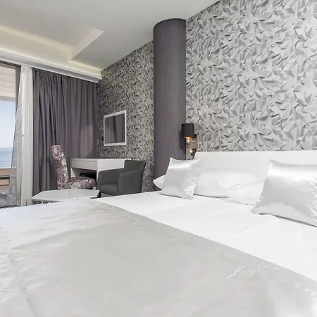 Sea View Luxury Seven Of Nine