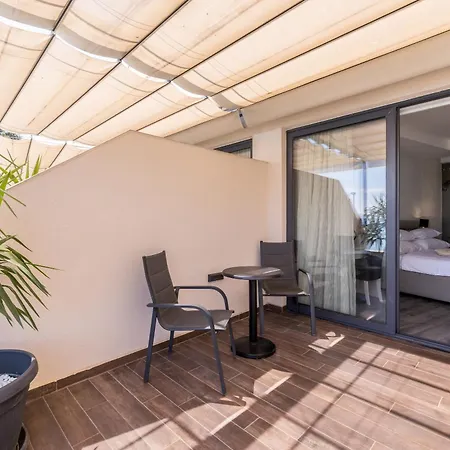 Sea View Luxury Seven Of Nine