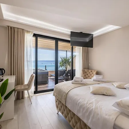 Sea View Luxury Seven Of Nine