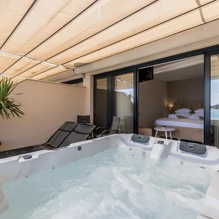 Sea View Luxury Seven Of Nine