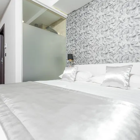 بيت ضيافة Sea View Luxury Seven Of Nine 4*