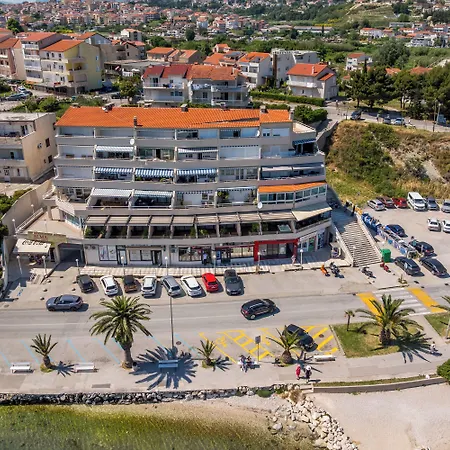 Sea View Luxury Seven Of Nine Guest house