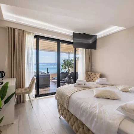 Sea View Luxury Seven Of Nine Guest house