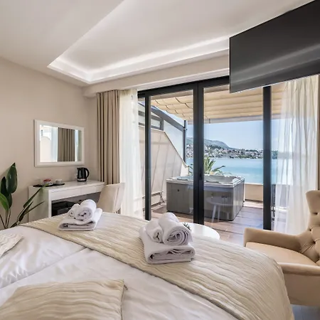 Sea View Luxury Seven Of Nine Guest house 4*