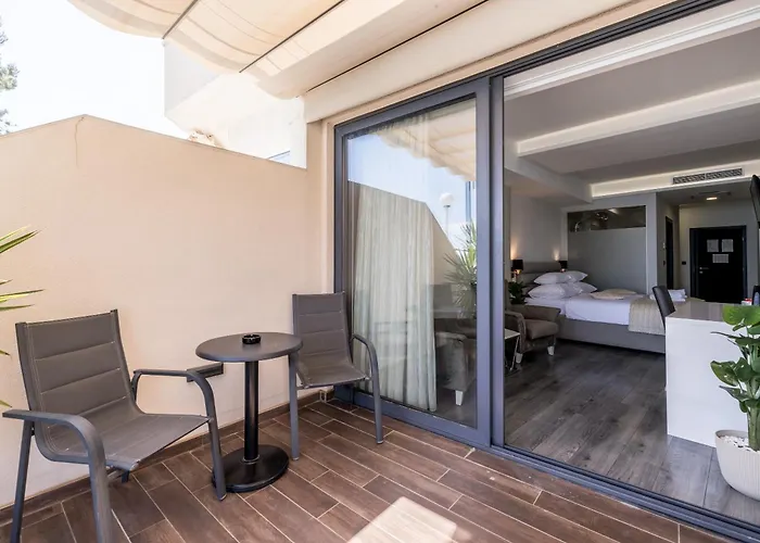 Sea View Luxury Seven Of Nine