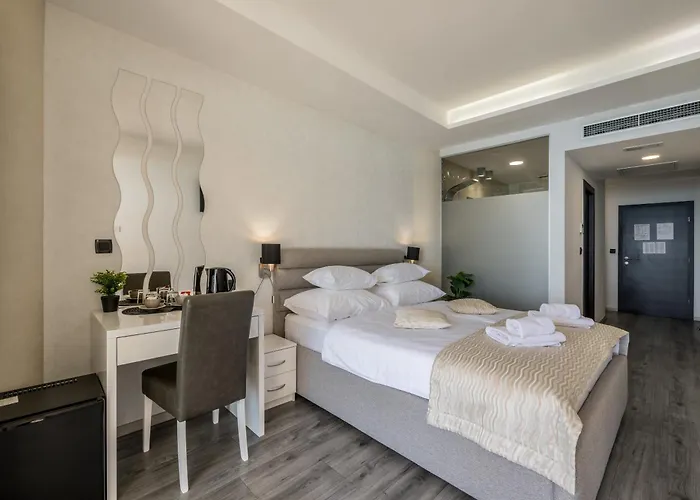 Sea View Luxury Seven Of Nine Guest house