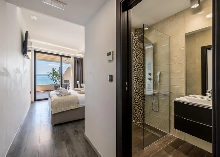 Sea View Luxury Seven Of Nine Guest house Split