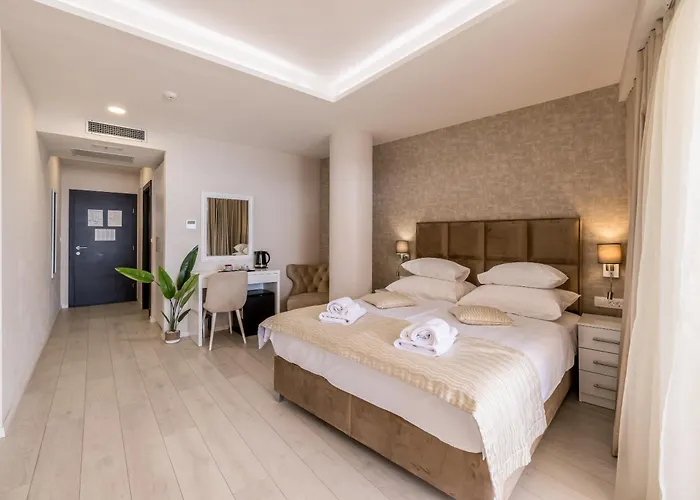 Sea View Luxury Seven Of Nine Guest house