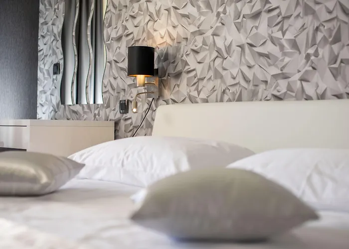 Sea View Luxury Seven Of Nine 4* Split