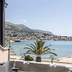 Sea View Luxury Seven Of Nine 4* Spalato