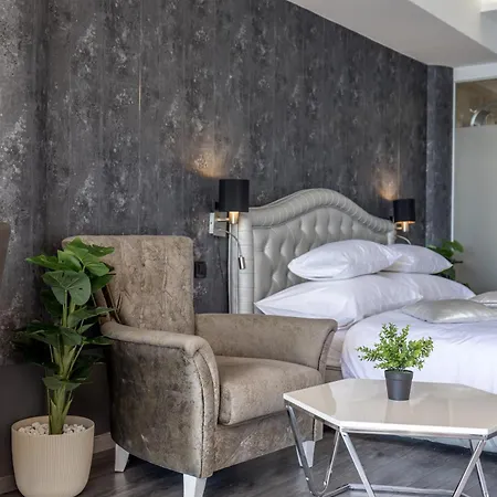 Sea View Luxury Seven Of Nine Guest house Split