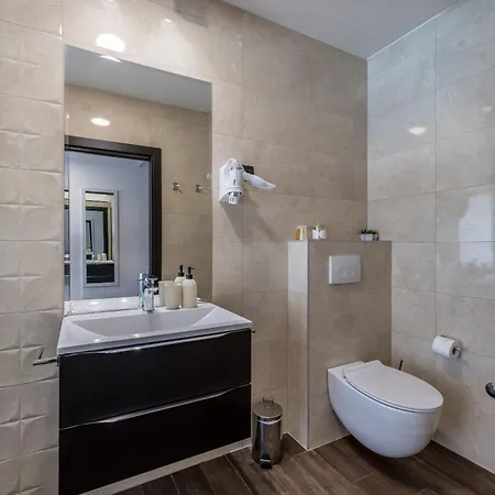 Guest house Sea View Luxury Seven Of Nine Split