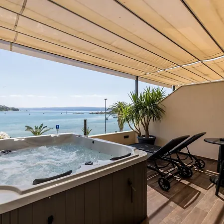 Guest house Sea View Luxury Seven Of Nine Split
